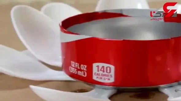 ساخت جا شمعی با استفاده از وسایل دور ریختنی + تصویر