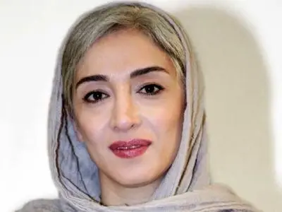 دورهمی شبانه پانته‌آ پناهی‌ها و مائده طهماسبی در حیاط دنج با حال و هوای دهه شصت / آدم رو یاد خونه مامان بزرگ‌ها میندازه