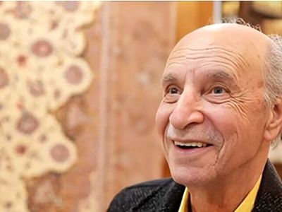 رونمایی از همسر جوان و چشم رنگی زنده یاد هوشنگ حریرچیان، بازیگرسریال ساختمان پزشکان/ چقدرم کم سن و سال!
