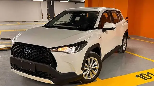 قیمت جدید تویوتا کرولا کراس در بازار