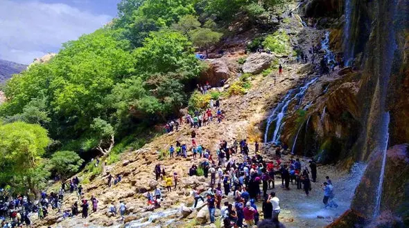 با جاذبه های گردشگری شهرستان سپیدان آشنا شوید