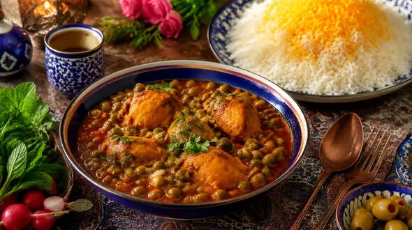 خورشت نخودفرنگی با مرغ؛ یک غذای ساده، خوشرنگ و مقوی برای ناهار خانوادگی