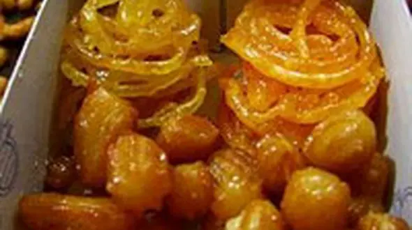 زولبیا و بامیه های تیره رنگ را نخرید/ سرطان در کمین است