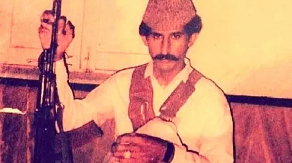ببینید /  سفر در زمان؛ ویدئویی از دیدار «شرور مشهور جنوب با سردار سلیمانی»؛ اوایل دهه 70