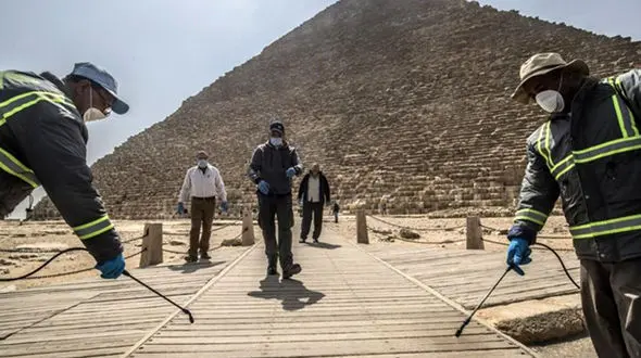 یک زن یک کشور را به هم ریخت! / مصر چگونه کرونایی شد؟!