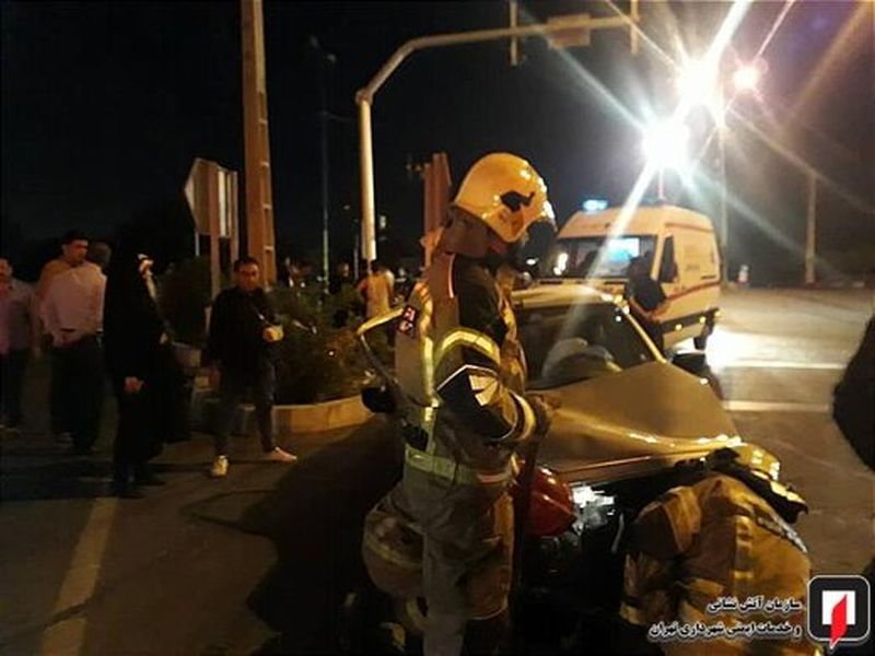 | تصادف دو پژو که ۵ نفر را راهی بیمارستان کرد