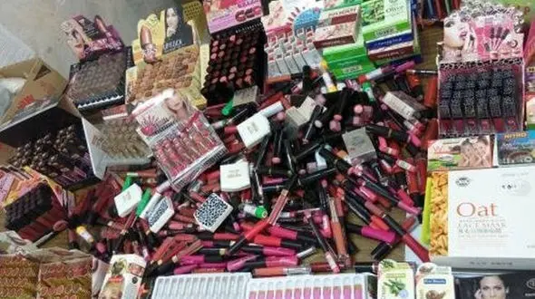 زشت ترین لوازم آرایشی در اصفهان کشف شد!/ 10میلیارد قیمت داشت