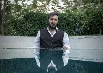 فیلم/ آرزوی جواد عزتی در سریال دردسرهای عظیم که در زخم کاری برآورده شد / داستان زخم کاری از قبل لو رفته بود؟