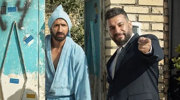 فیلم/ بازیگرا تو مدرسه چطوری بودن/ از ایمان صفای شیطون ته کلاسی، تا حسین مهری فراری از کلاس در برنامۀ ناتو