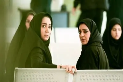 چهره جدید جذاب  خانم وکیل سریال محکوم  در 35 سالگی / چه قدر تو سریال شکسته بود!