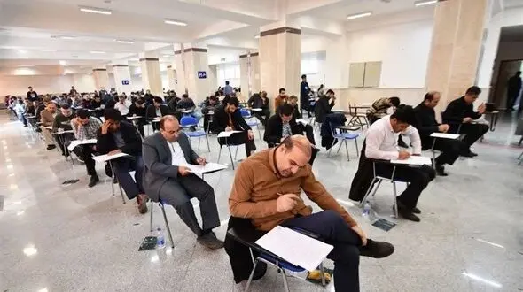اعتراض جمعی از  دانشجویان ارشد علوم تحقیقات به برگزاری حضوری امتحانات پس از یک ترم آموزش آنلاین
