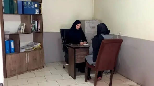 نامه شیطان به عروسک خیمه شب بازی / فیلم سیاه دختر کرجی را از خانه شان فراری داد + عکس