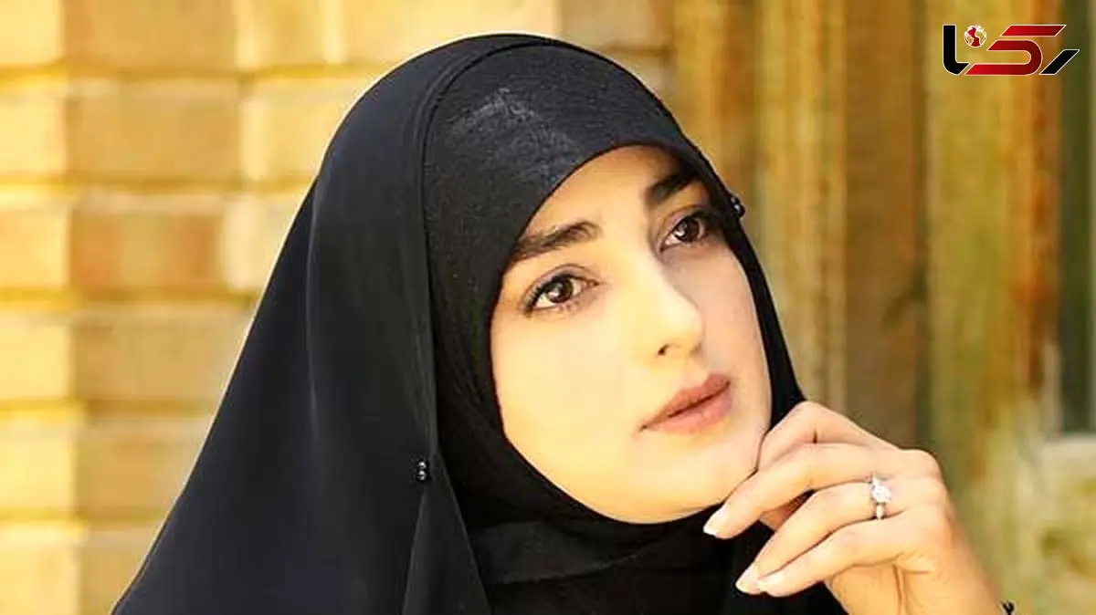 فیلم/ نوشتن نام ایران بر روی خانه خدا توسط ستاره سادات قطبی: خدایااا خودت پا درمیونی کن