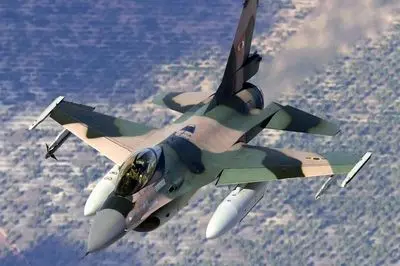 خلیج ونزوئلا زیر سایه جنگنده‌های ایالات متحده