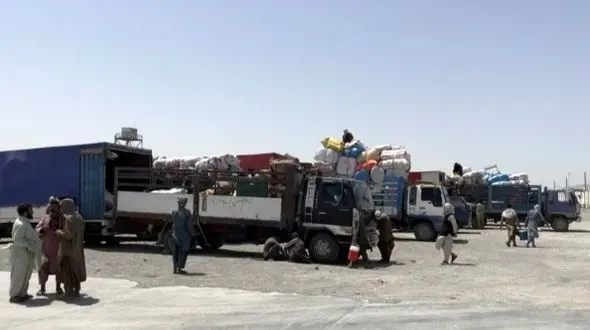 تشدید برخورد با اتباع غیرمجاز در پایانه‌ها / فروش بلیت ممنوع شد