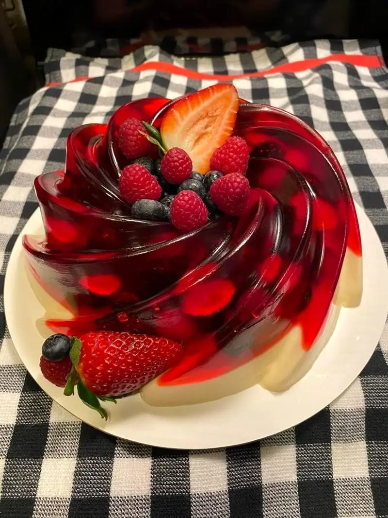 تزئین ژله شب یلدا | استفاده از طرح‌های خاص برای شب‌های یلدایی