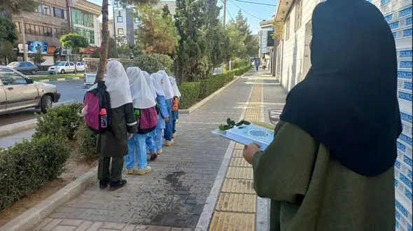 آغاز سال تحصیلی ۷۵۰۰ کودک بی سرپرست در خانه‌های بهزیستی
