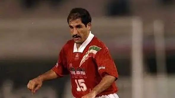 فیلم غش آور / استاد اسدی: به عابدزاده گل به خودی زدم گفتم بدنت آماده نبود نتونستی بگیری ... بعد قرار شد خداداد رو بذاریم روی ویلچر گم نکنیم بین ژاپنی ها بعد فردا...