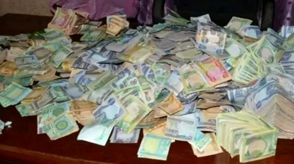 رونمایی از گدای میلیونر قبل و بعد از حمام کردن + عکس / فقط ببینید با چه قیافه ای مردم و گول می زد !