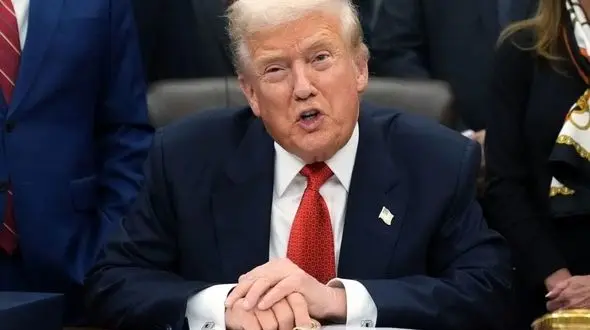 ترامپ: برنامه هسته‌ای ایران را متوقف کردیم؛ حالا وقت فروش اف-۳۵ به عربستان!