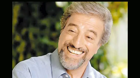 علیرضا خمسه تور جهانی برگزار می‌کند