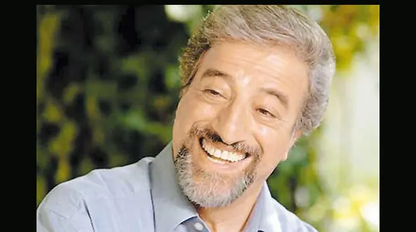 علیرضا خمسه ۱۰ سال پیش کنار دو ستاره فقید سینما+عکس