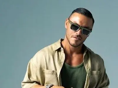 دانلود آهنگ جدید «لب و دهن» از آرمین زارعی+متن /منو واسه رویات میخواستی فک میکردی من بال پروازم