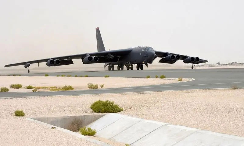 B52_in_al_udeid_base_may_2019