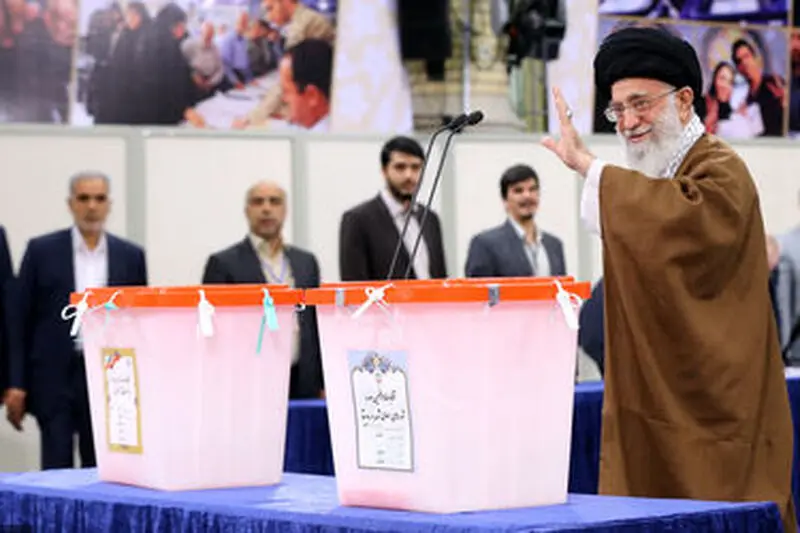 شرکت رهبر انقلاب در انتخابات ریاست جمهوری و شورای شهر