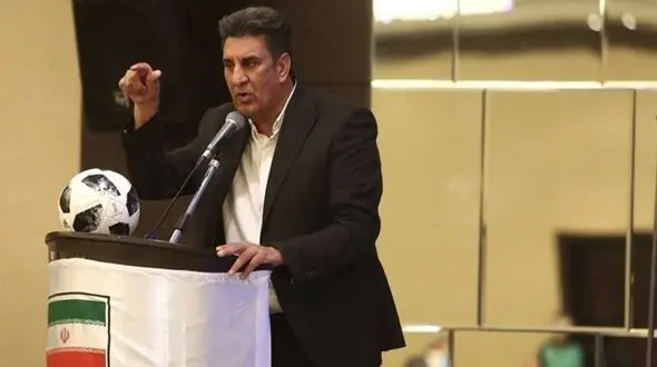 شوک عضو هیات رییسه فدراسیون فوتبال به باشگاه‌ها: هر تیمی خودش باید VAR بخرد!
