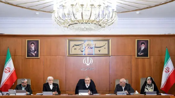 عیدی کارکنان دولت با تصویب هیئت دولت افزایش یافت 
