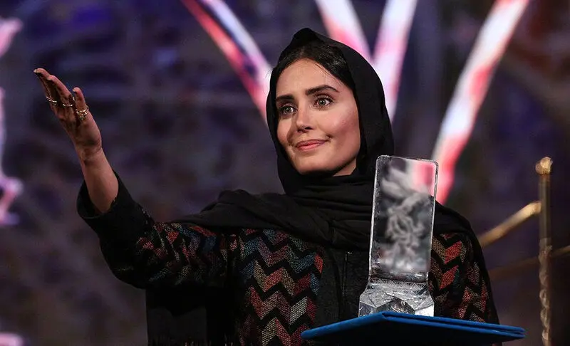 الناز شاکردوست