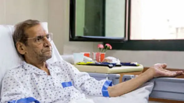 حسین محب‌اهری از بیمارستان مرخص شد