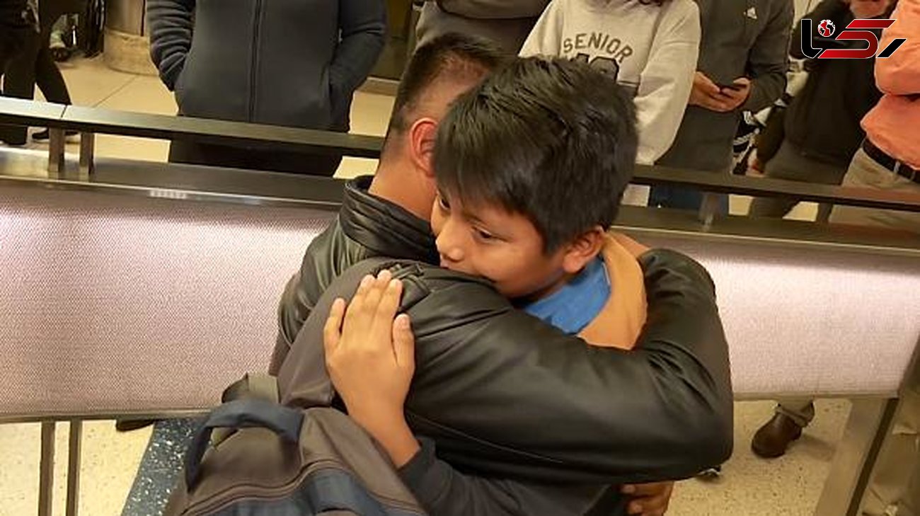لحظه درآغوش کشیدن فرزندان بعد از ۲ سال نگهداری در مراکز پناهندگی آمریکا + فیلم