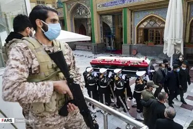  مراسم تشییع شهید فخری زاده با حضور فرماندهان عالی نیرو‌های مسلح صبح دوشنبه ۱۰ آذر ۱۳۹۹ در ستاد وزارت دفاع‎ برگزار شد. 