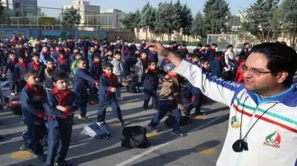 هر ۵۶۰ دانش آموز ایرانی یک معلم ورزش + جدول آخرین وضعیت نیروی انسانی آموزش و پرورش 