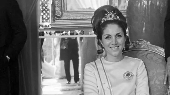 سفر به ایام قدیم /«فاطمه پهلوی در روز مادر شدن اش در زوریخ»/ سال 1335