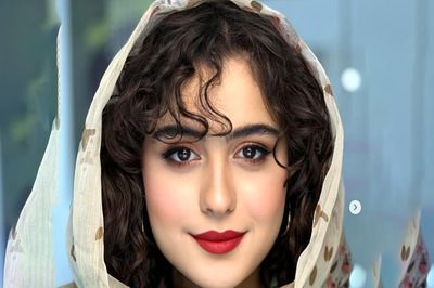 فیلم / فاطیما بهارمست : به من و پدر و مادرم فُحش دادن چون تو برنامه تلویزیونی ... / من فقط 25 سالمه منو با یه زن 40 ساله مقایسه میکنن ! / مجبور شدم ...