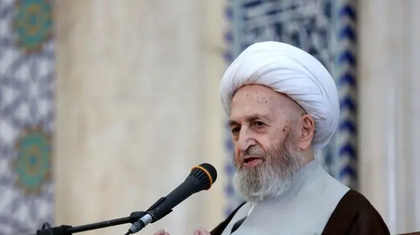 فتوای یک مرجع تقلید  / شنیدن صدای زن با این شرط مطلقا اشکال ندارد