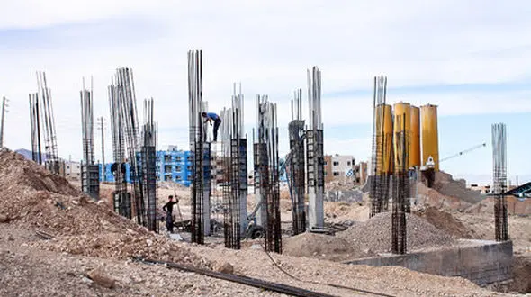 پنج سال است در پردیس گرفتاریم