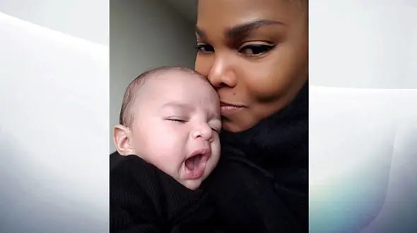 خواننده معروف زن در 50 سالگی بچه دار شد! + عکس