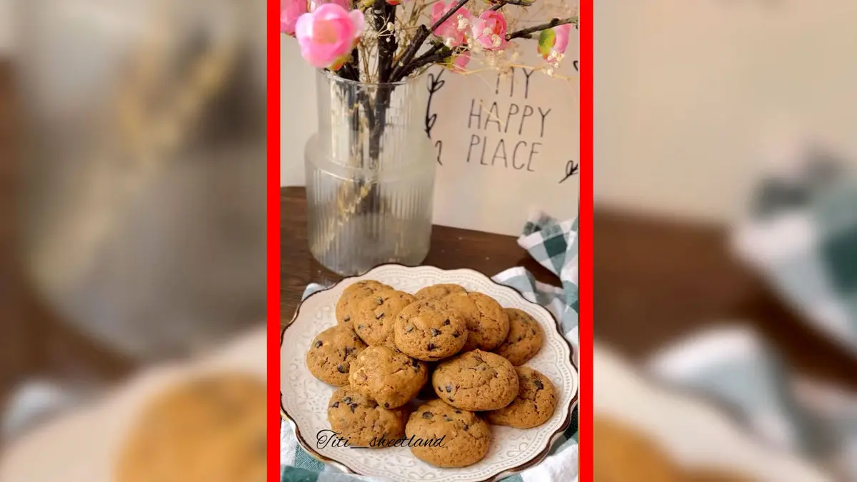 فیلم طرز تهیه کوکی گردو و قهوه برای عصرانه