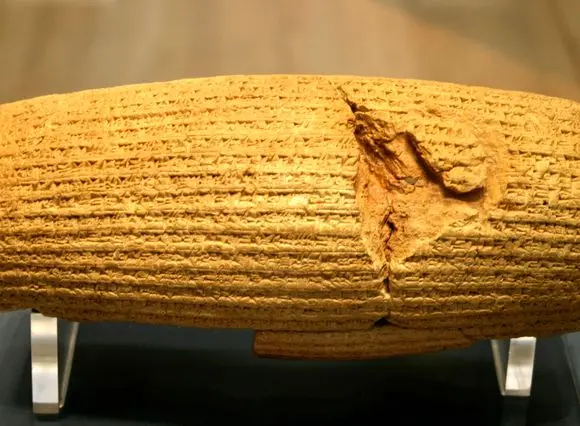 جزئیات تصویب «منشور حقوق بشر کوروش» در یونسکو/  ابتکار ایران با همکاری تاجیکستان و عراق جهانی شد