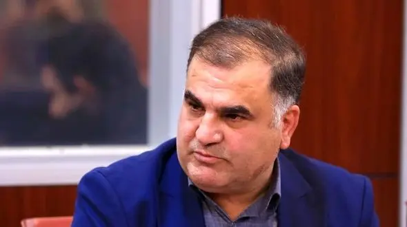 مدیریت مصرف آب در ایران افتضاح است/ هنوز برای ساخت و ساز و شست و شو از آب تصفیه شده استفاده می کنیم/ استفاده بیش از حد آب در صنعت