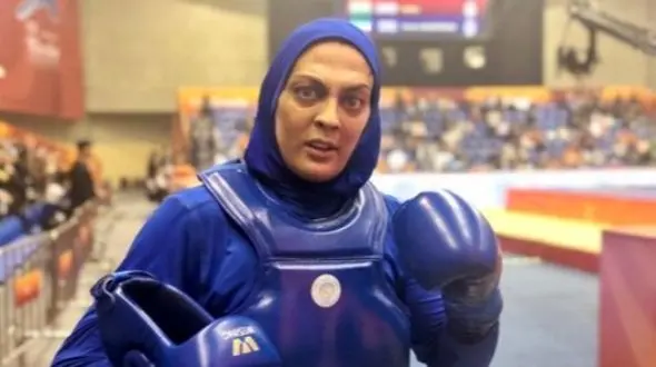 شهربانو منصوریان: رفتم مسابقه برگشتم دیدم شهردار اتاقم رو خالی کرده ؛ شهردار رو از پشت میزش کشیدم کنار کتکش زدم و خودم نشستم پشت صندلی