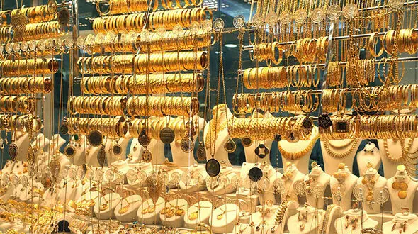 دو پیش‌بینی از قیمت طلا / احتمال ریزش دلار