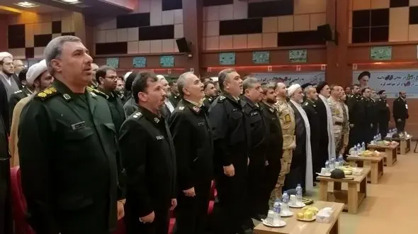 آینده ملت و جهان به قرآن وابسته است/امنیت یک نعمت الهی است/پلیس  در کنار مردم نه مقابل مردم