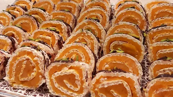 حلوای رولی گندم را امتحان کن / فیلم 