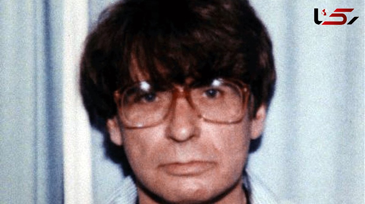  Serial killer Dennis Nilsen's diary with creepy poems for sale on sick website