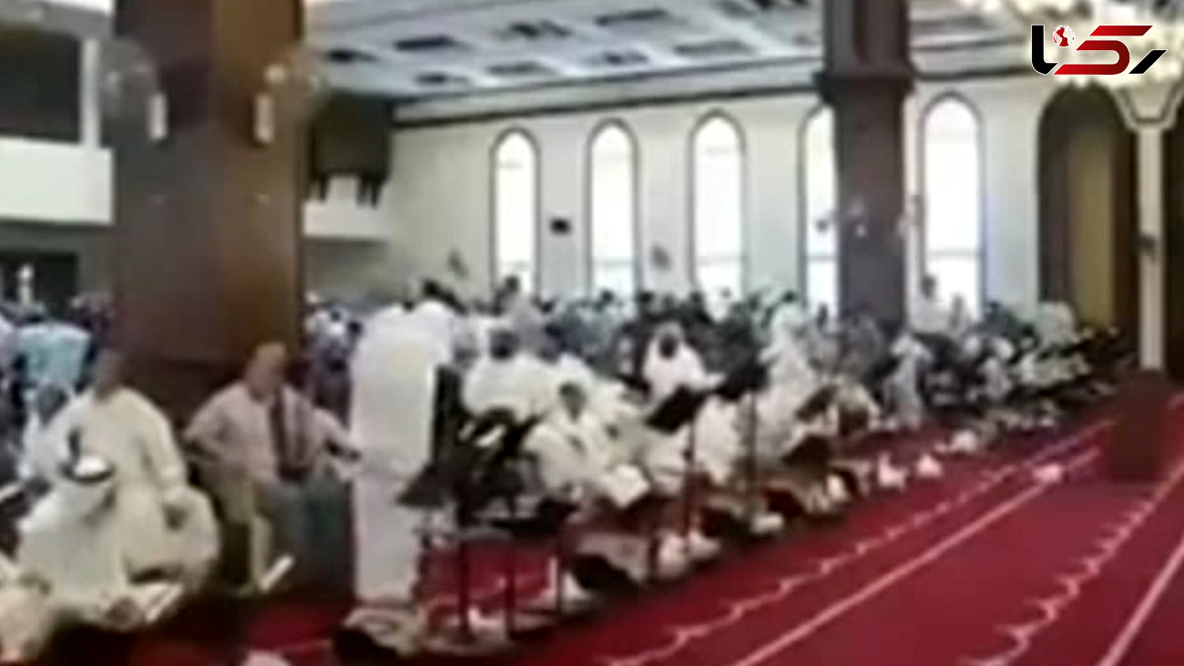 فیلم / وحشت از سرفه های بیمار کرونایی در نماز جمعه کویت